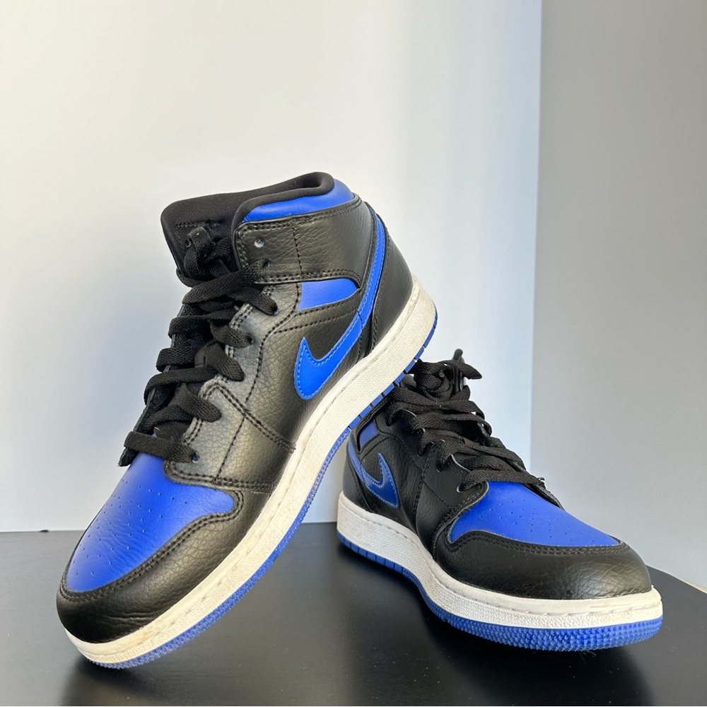 Air Jordan 1’s (Mid)